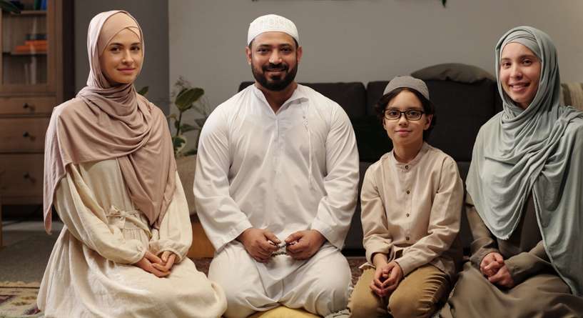 أهمية خلق بيئة رمضانية مليئة بالحب والتلاحم داخل الأسرة ونصائح لتحقيقها