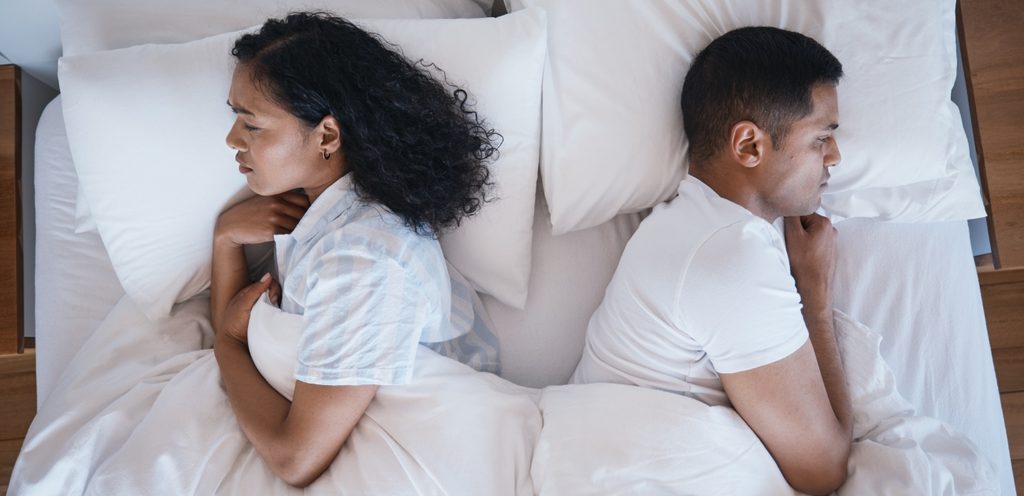 حكم تقصير الزوج تجاه زوجته في المعاشرة