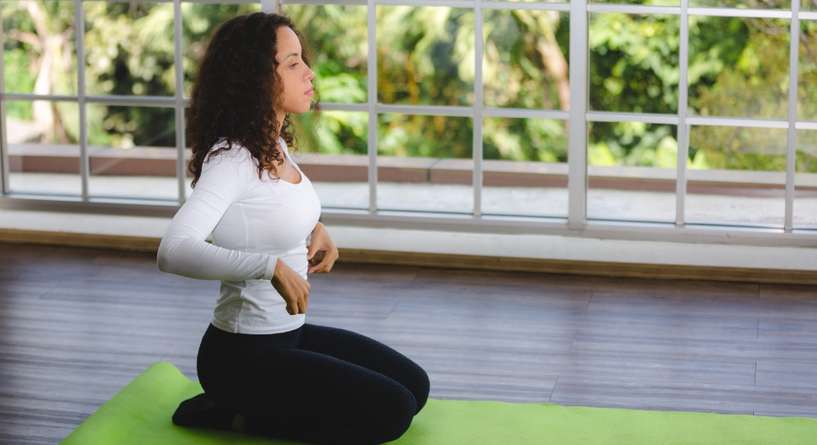 5 طرق لليوغا تغذي صحة الجهاز الهضمي