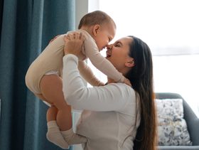 حركات الرضيع في الشهر الرابع