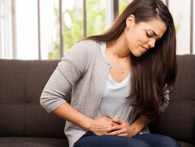 الفرق بين احتباس الدورة والحمل