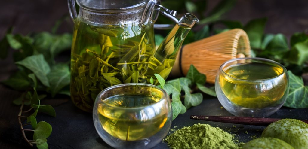 شاي الأعشاب الخضراء