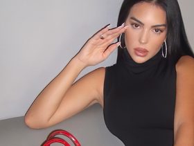 بالفيديو: جورجينا رودريغيز تحتفل بعيد ميلاد كريستيانو "جونيور"