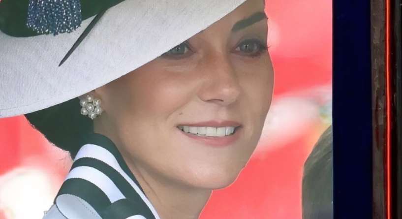 كيت ميدلتون تظهر لأول مرة برفقة أولادها للاحتفال بعيد ميلاد الملك
