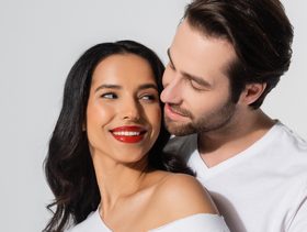 أفكار رومانسية مجنونة للمتزوجين