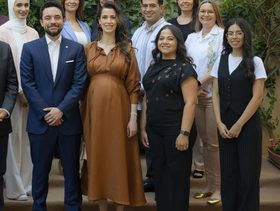 هذا هو الحذاء الذي ارتدته الأميرة رجوة في آخر أشهر حملها حتى تكون مرتاحة