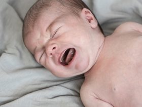 علاج الكحة عند الرضع 4 شهور