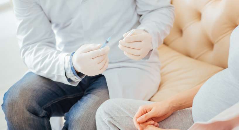 أدوية وحقن لتثبيت الحمل