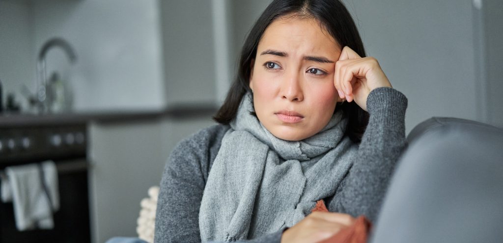 امرأة مستاءة