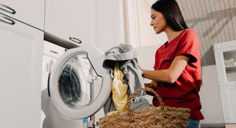 حيلة لا تعرفها معظم النساء لتنظيف الغسالة وجعلها تعمل بكفاءة مذهلة