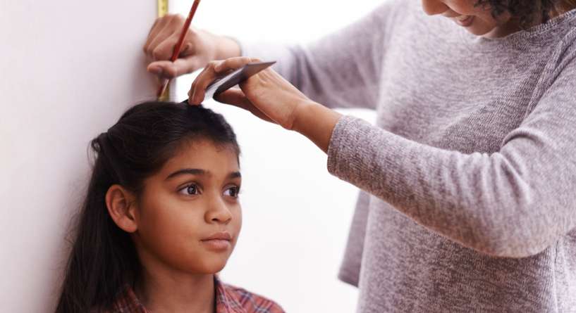 طول الطفل الطبيعي بعمر ١٠ سنوات