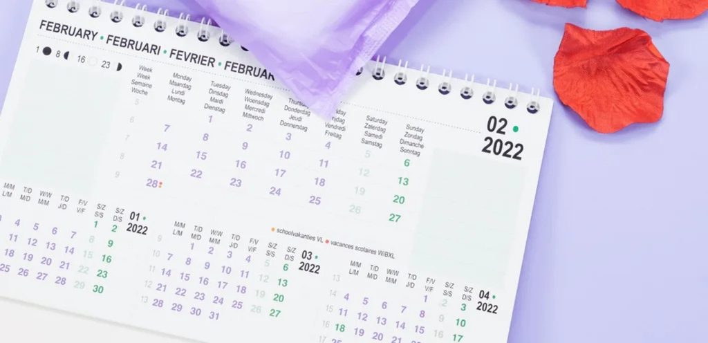 ظهور العلامات التي تؤكّد على وجود حمل بعد انقطاع الدورة