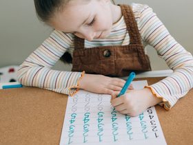 الكتابة بالتنقيط للاطفال​