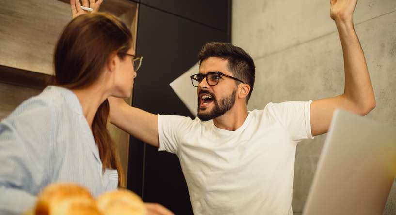 اكره زوجي من اسلوبه​