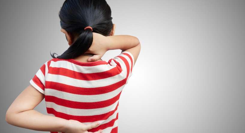 تقوس الظهر عند الأطفال