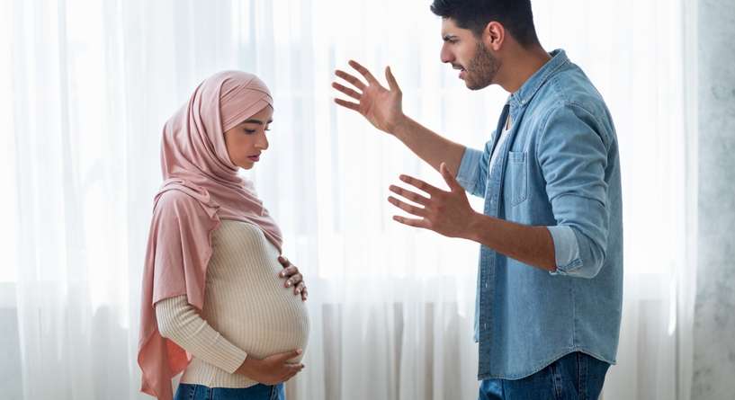 هل الطلاق يقع على الحامل​