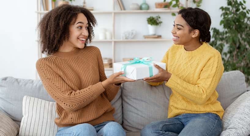 عبارات شكر على الهديه من الاخت​