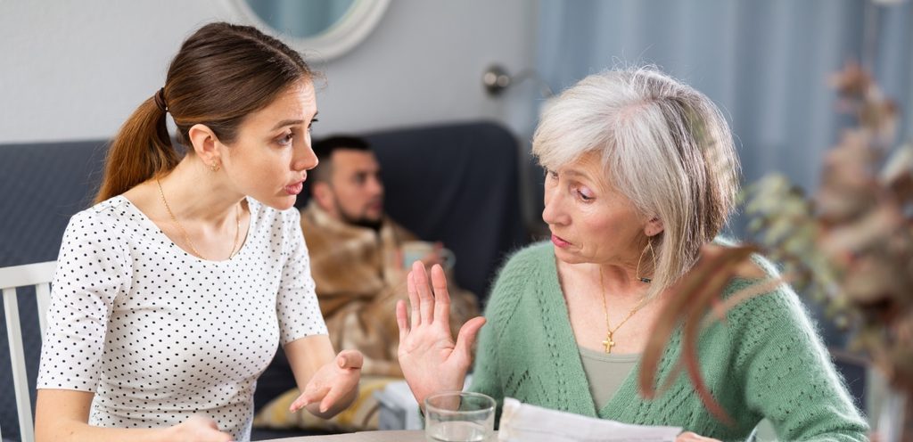 سوء تفاهم عائلي