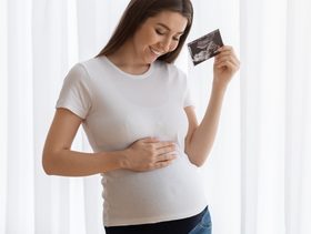 شكل بطن الحامل في الأسبوع السابع عشر
