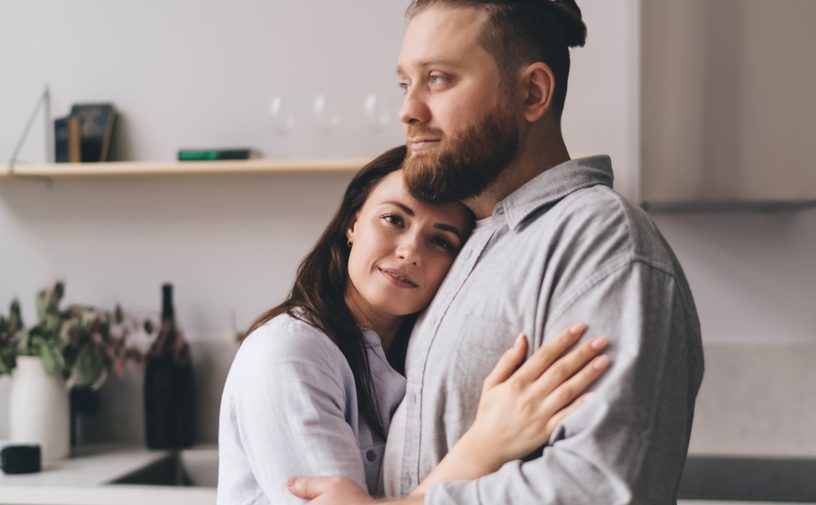 علامات غيرة الرجل العاشق​