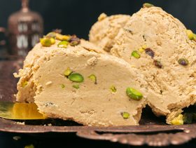 حلاوة طحينية