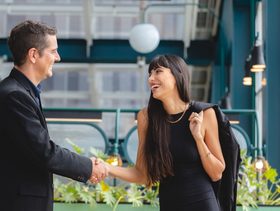 كيف اعرف ان الرجل يحبني​