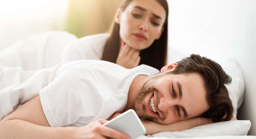 كيف اتخلص من الشك في زوجي​