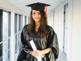 كلام عن تخرج اختي​