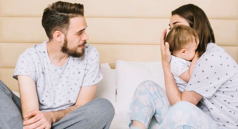 دليل الرجل الذكي: كيف تكون الزوج المثالي بعد الولادة من دون بذل مجهود كبير؟