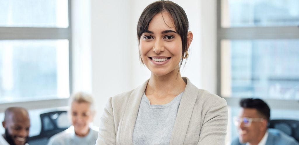 امرأة سعيدة