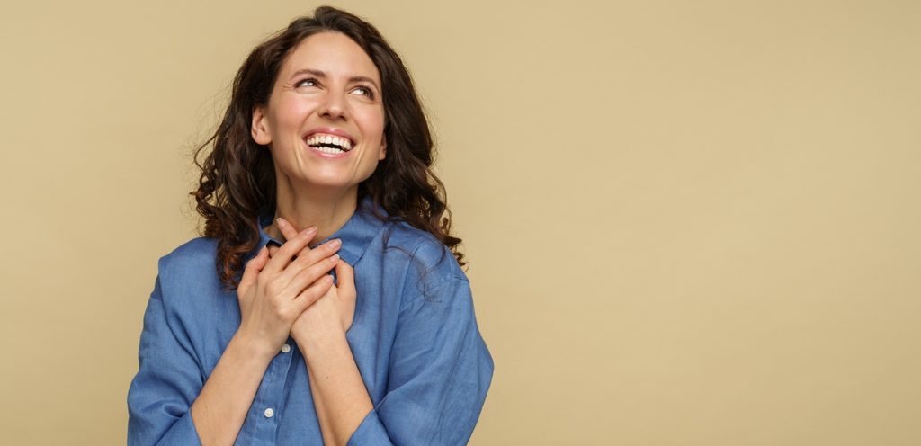 امرأة سعيدة