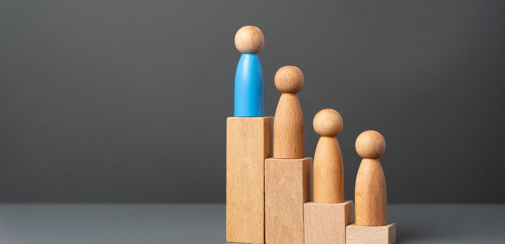 أشكال أشحاص متدرّجة