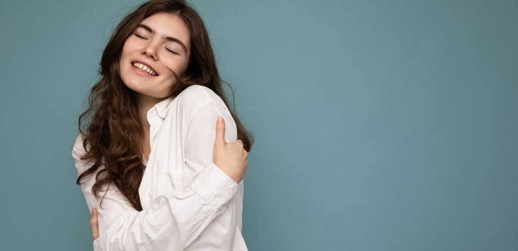 امرأة سعيدة