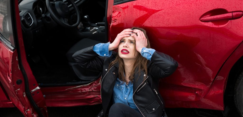 امرأة تعرّضت لحادث سيارة