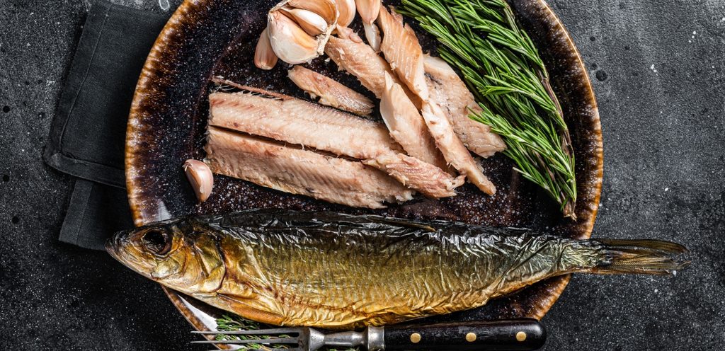 طبقًا من السمك