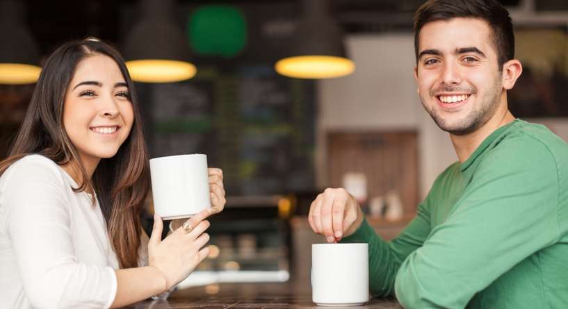 علامات الحب عند الرجل الثقيل​