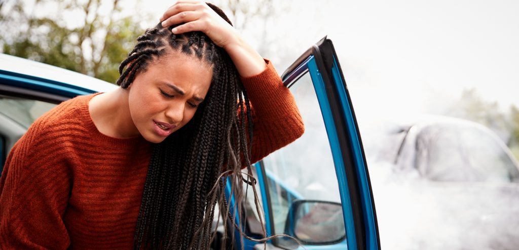 امرأة تعرّضت لحادث سيارة