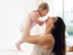 هذه العادة البسيطة في أول سنتين تحمي طفلك من السمنة والسكري مدى الحياة!