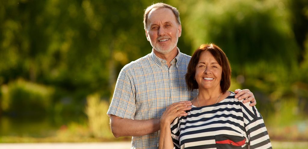 زوجان سعيدان