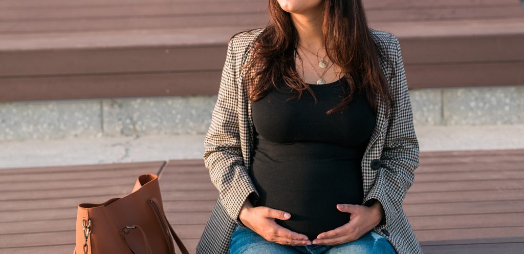امرأة حامل
