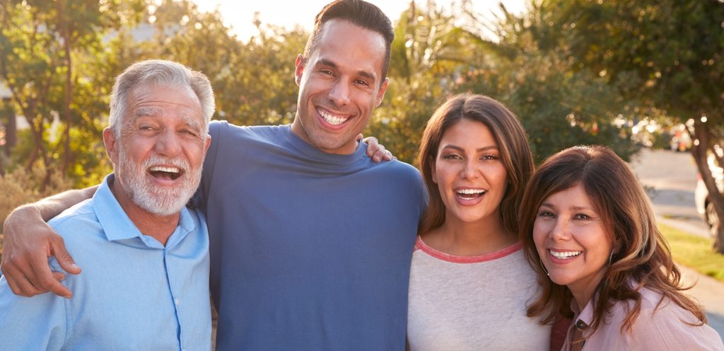 عائلة سعيدة