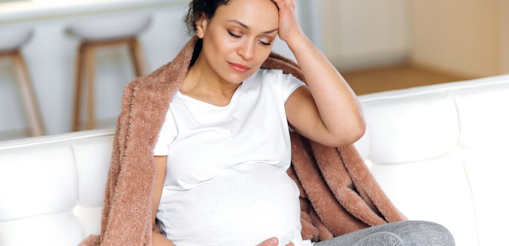 امرأة حامل متعبة