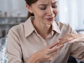 هل تعيشين "زواجًا مشروطًا" دون أن تدري؟