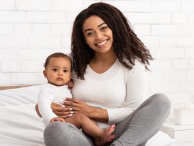 هل الأمومة تُظهر الجانب الأقوى أم الأضعف من شخصيتك؟