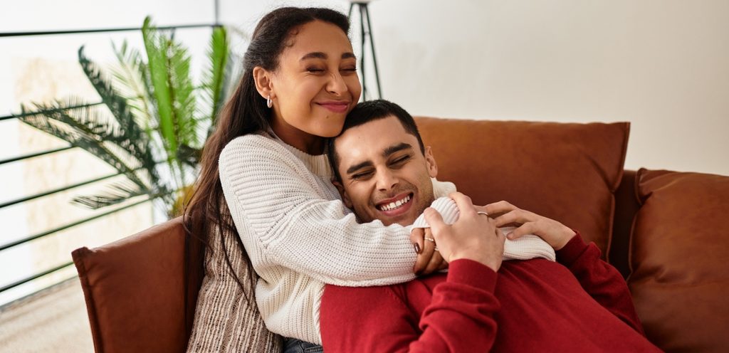 زوجان سعيدان