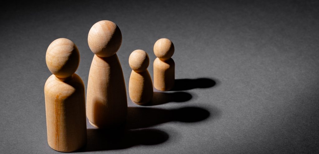 أشكال أشخاص من الصغير إلى الكبير