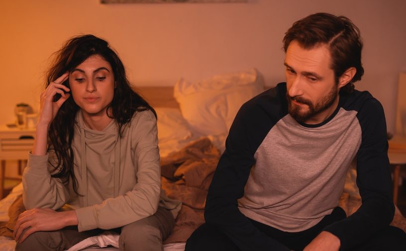حين تفقدين نفسك داخل العلاقة.. كيف تعودين لنفسك دون أن تخسريه؟