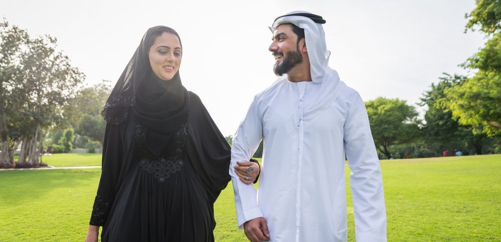 زوجان سعيدان