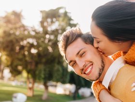 هل مللتِ من الروتين؟ إليكِ الحل السحري لتجديد الحياة الزوجية!