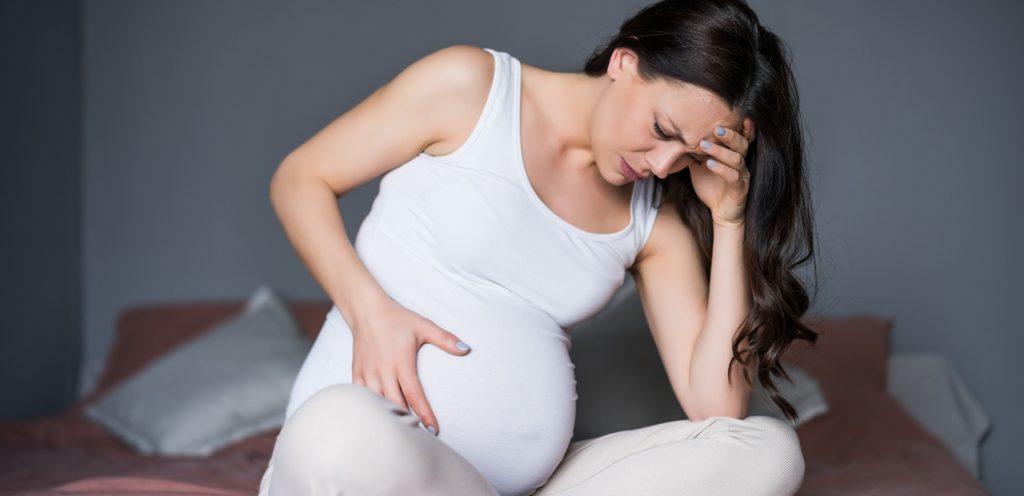 امرأة حامل متعبة